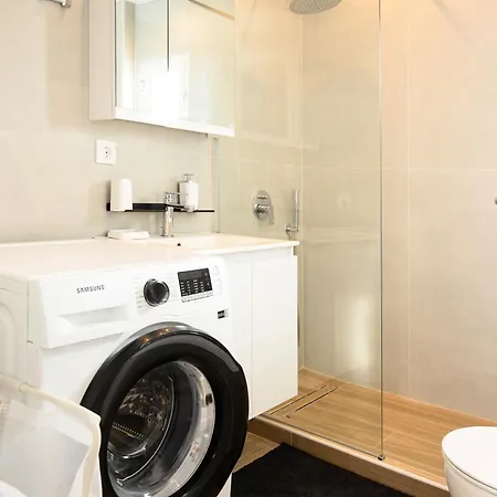 Summer Place דירה Peraía