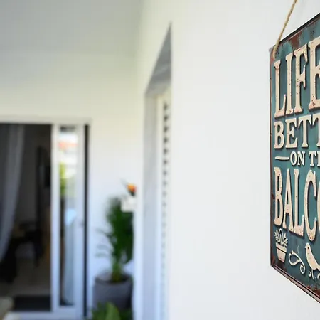 Summer Place * Peraía